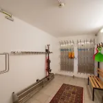 Laura Apartmán *