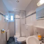 Laura Apartmán