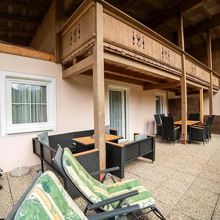 Apartament Laura *