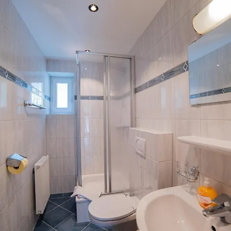 Laura Apartament